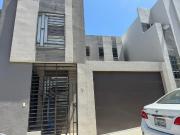 Casa en renta en Valle del Pedregal, Tijuana, Baja...