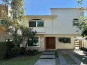 Casa en renta en Valle Real 4 recamaras