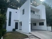 Casa en Renta en Valles de San Francisco Santiago NL