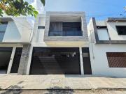 Casa en renta en Veracruz en Col Playa Linda con amplio...