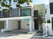 CASA EN RENTA EN VILLA PALMERAS 1