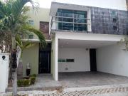 CASA EN RENTA EN VILLA PALMERAS 1