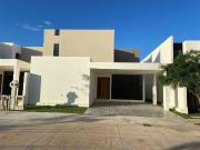 Casa en renta en Villas Cholul, Mérida, Yucatán