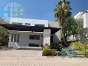 CASA EN VENTA EN VILLAS REGENCY, JURICA, QUERETARO