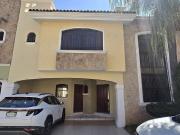 Casa en renta en Virreyes Residencial, Zapopan, Jalisco