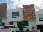 Casa en renta en Vistas Altozano