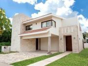 Casa en renta en Yucatán Country Club
