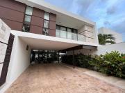 CASA EN RENTA EN ZONA DE MONTEBELLO, AMUEBLADA CON...