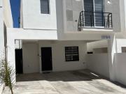 Casa en renta en zona Reliz