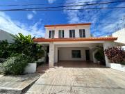 Casa en renta en zona residencial