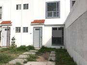Casa en RENTA Fracc. Brisas del Lago
