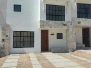 CASA EN RENTA FRACC CANDORA