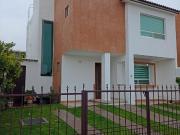CASA EN RENTA FRACC. LOS OLIVOS TEQUISQUIAPAN 3 HAB SUP...