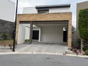 Casa en renta Fracc. Montealban, Carretera Nacional