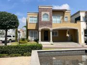 CASA EN RENTA FRACC PORTOFINO MODELO ISABELLA CON...