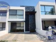 Casa en Renta Fraccionamiento el Mayorazgo Privada San...