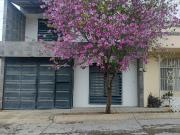 Casa en renta. Fraccionamiento Jardines del Sol,...