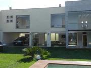 CASA EN RENTA ! FRACCIONAMIENTO PARQUES SUMIYA !