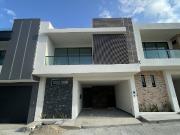 CASA EN RENTA FRACCIONAMIETO EL DIAMANTE