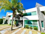 casa en renta gran jardín