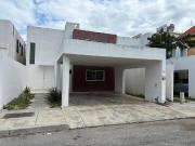 Casa en renta ideal para oficinas, norte de Mérida,...