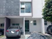 CASA EN RENTA IDÍLICA SERRATÓN ZINACANTEPEC MÉXICO