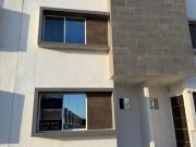 JARDINES DEL SUR 5 SE RENTA CASA Flamboyan