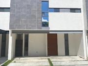 Casa en Renta La Rioja Avenida 135 GGZ6373