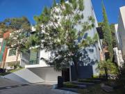 CASA EN RENTA LAGO NOGAL, 3 RECAMARAS, JARDIN, TRIPLE...