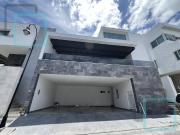 CASA EN RENTA LAGOS DEL VERGEL ZONA CARRETERA NACIONAL...