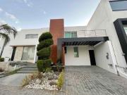 Casa en renta Lomas de Angelópolis