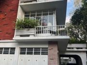 CASA EN RENTA SEMIAMUEBLADA LOMAS DE CHAPULTEPEC