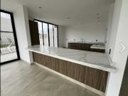 Casa en renta lomas del campanario Norte