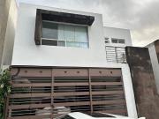 Casa en renta Lomas del Vergel