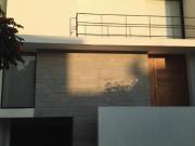 Casa en Renta Lomas I Amueblada Cochera Techada Estudio