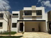 CASA EN RENTA MERIDA, CONKAL, PRIVADA CUMBRES NOVONORTE,...