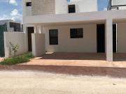 CASA EN RENTA MERIDA EN PRIVADA FONTANA MUY CERCA DE...