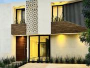 CASA EN RENTA MERIDA, PRIVADA ALTOZANO, DISPONIBLE