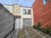 CASA EN RENTA MODELO SAUCES EN FRACCIONAMIENTO HACIENDA...