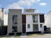 Casa en Renta Moderna en Residencial Condado del Valle...