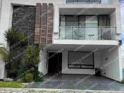 Casa en Renta o Venta amueblada Cluster Foresta,...