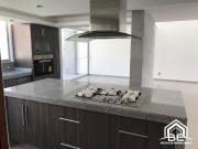 Casa en Renta o Venta, Bosque Esmeralda, Atizapán de...