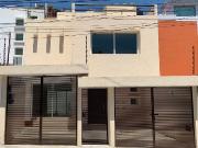 Casa en renta o venta en Jardines de Bellavista,...