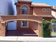 CASA EN RENTA O VENTA RESIDENCIAL AGUA CALIENTE