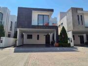 CASA EN RENTA OCOYOACAC LA ESCONDIDA