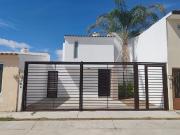 CASA EN RENTA OLINDA SUR