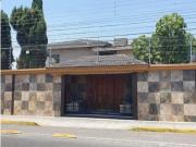 CASA EN RENTA PARA OFICINAS EN COL. BUGAMBILIAS