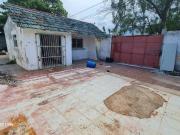 CASA EN RENTA, PARA USO DE BODEGA, TERRENO AMPLIO....