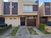 Casa en RENTA, Pase Arboleda muy cerca del Aeropuerto de...