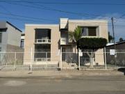 Casa en renta | Patio con asador y pérgolas | Fracc....